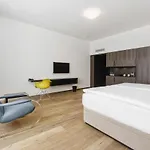Szálloda Theresian 4*