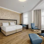 Theresian Hotel 4*