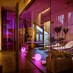 Hotel Theresian 4*