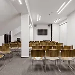 Theresian Hotel 4*