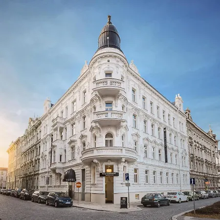 Szálloda Theresian
