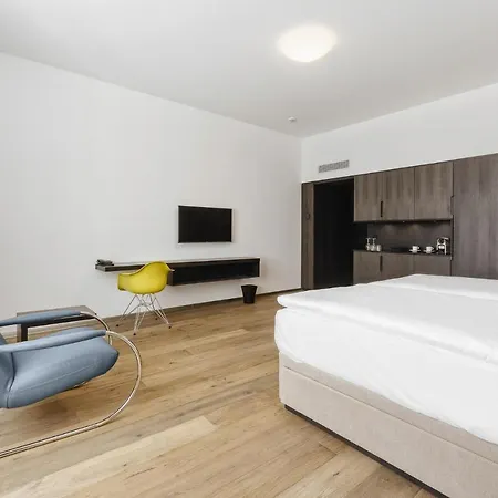Hotel Theresian 4*