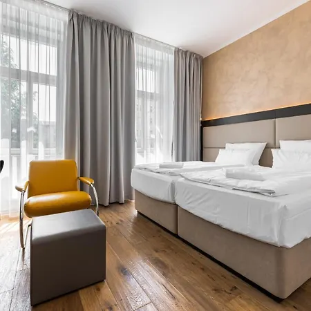 Hotel Theresian 4*