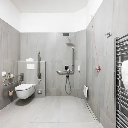 Theresian & Spa 4*