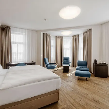 Theresian Hotel 4*
