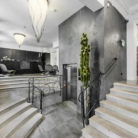 Hotel Theresian & Spa