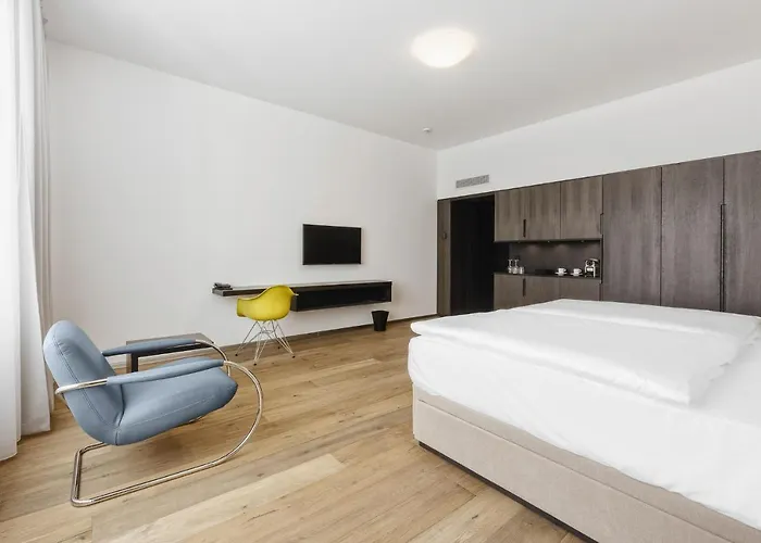 Hotel Theresian 4*